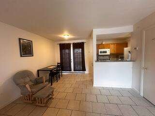 Apartment room with single bed – rent monthly